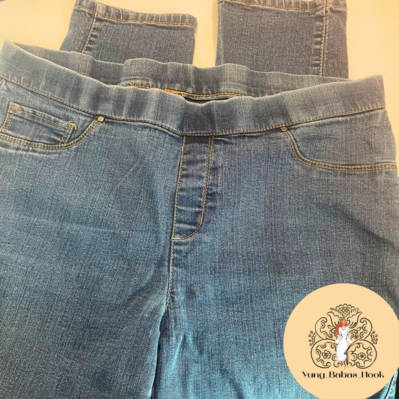 Faded Glory Denim - Faded Glory 16 Women’s Skinny Blue Jeans with Stretch Waist PRELOVED
